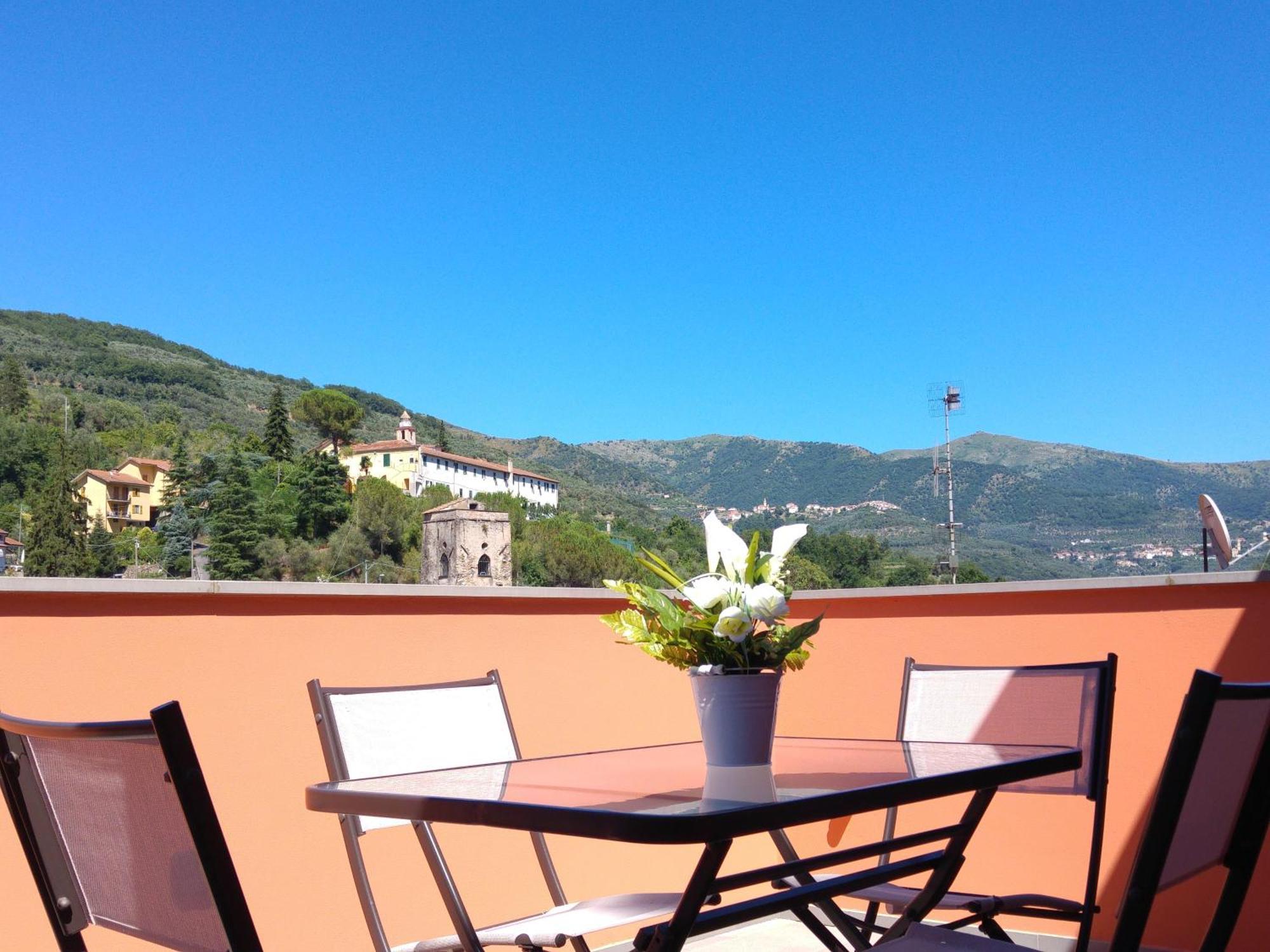 Il Cuore Del Borgo - Holiday Home Borgomaro Exterior photo